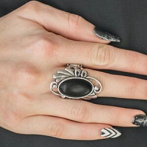 Elegant Silver and Black Women's Ring